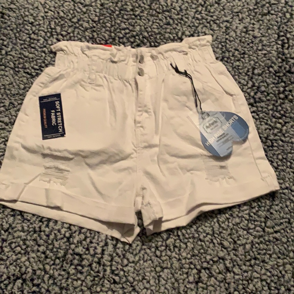 Brand new ladies white shorts